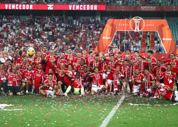 Benfica conquista la Supercopa de Portugal ante el Sporting
