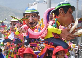 El Carnaval de Negros y Blancos, donde no hay polémica en torno al "blackface". Foto: AFP