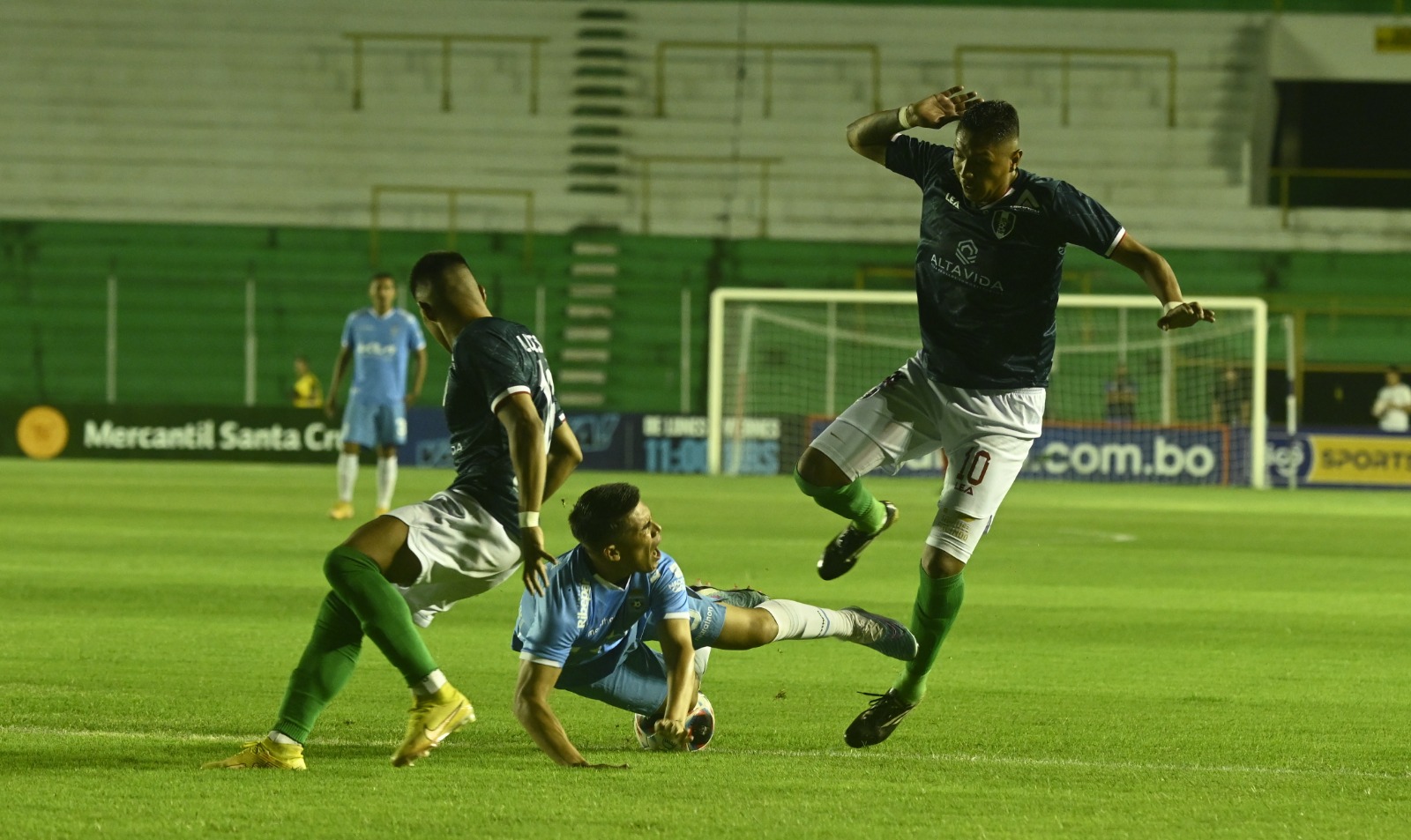 Blooming empata ante Tomayapo y no sabe ganar en el certamen