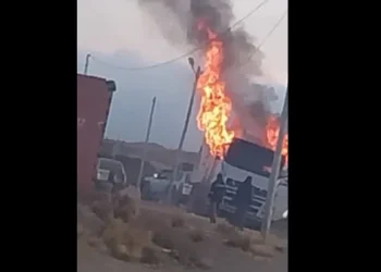 Incineran camión con contrabando en Achica Arriba tras ataque violento