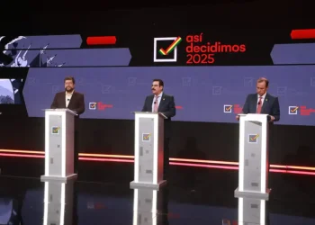 ¿Cómo planean los candidatos reducir la inflación y traer dólares?