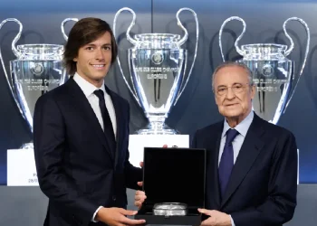 El lateral Álvaro Carreras, nuevo fichaje de Real Madrid
