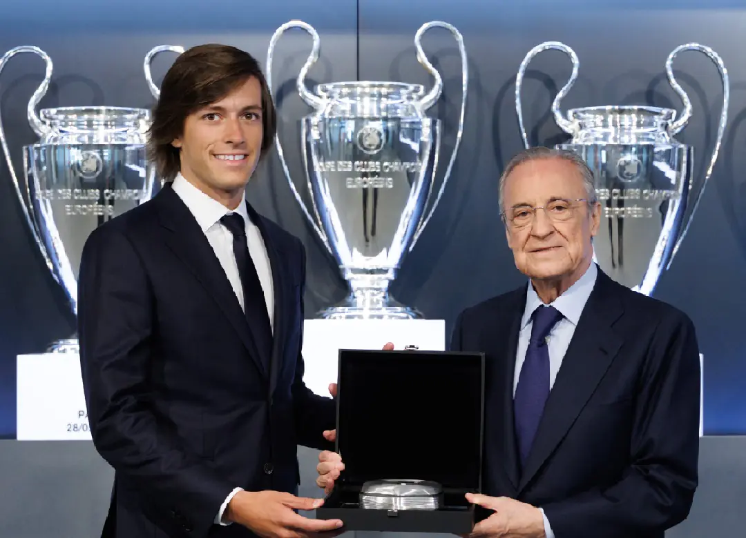 El lateral Álvaro Carreras, nuevo fichaje de Real Madrid