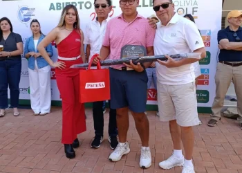 Vicente Quiroga gana en Scratch Varones y lo hace con récord de cancha