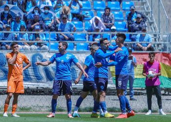 celebracion_de_bolivar_en_victoria_a_blooming.jpg