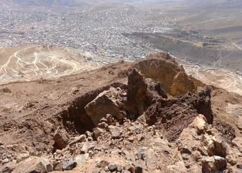 Comibol restringe minería en cota 4.400 del Cerro Rico de Potosí