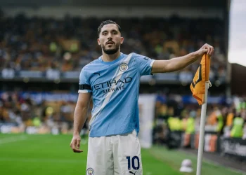 Manchester City examina su nueva versión contra el Tottenham