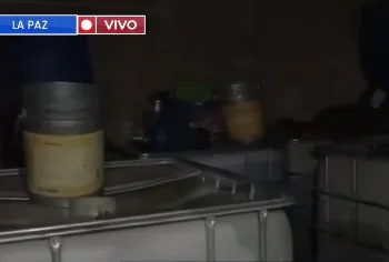 Incautan 14.000 litros de combustible en dos viviendas en El Alto