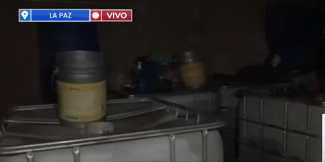 Incautan 14.000 litros de combustible en dos viviendas en El Alto