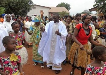 La Iglesia católica tiene un "peso moral" en RD Congo. Foto: Religionenlibertad.com