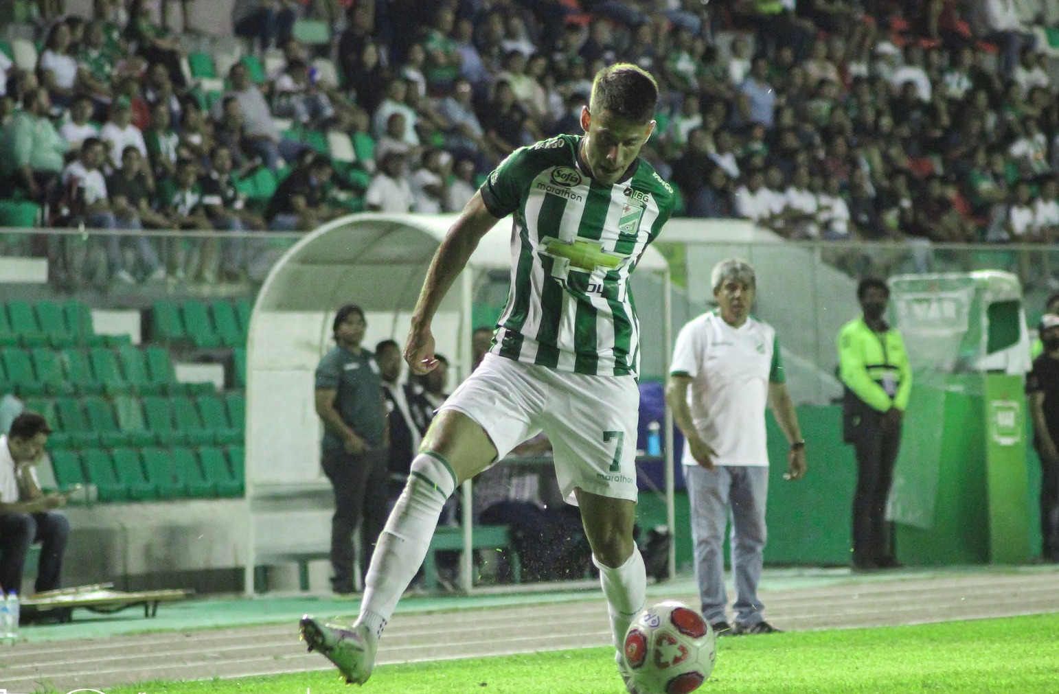 arabe_vuelve_entrenamientos_oriente