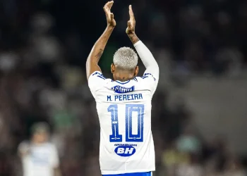 Cruzeiro gana al Fluminense y se sitúa líder del Brasileirao