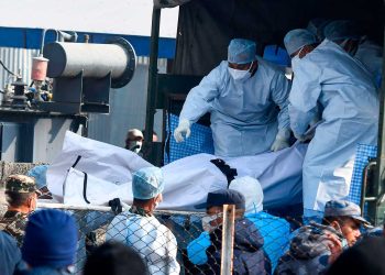 cuerpos_de_victimas_accidente_aereo_nepal.jpg