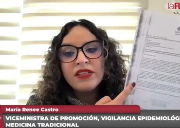 La viceministra de Promoción, Vigilancia Epidemiológica, María Renee, quien, en una entrevista con La Razón Radio explica sobre la situación del dengue. Foto: Captura