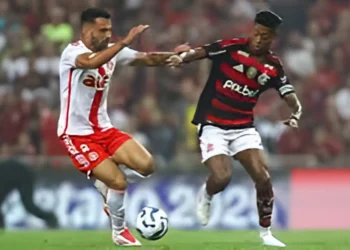 Flamengo pone a prueba a sus refuerzos ante Inter en la Libertadores