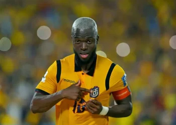 Despedida de héroe: Enner Valencia le da un triunfo a Ecuador