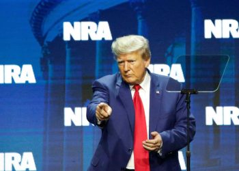 Donald Trump violación