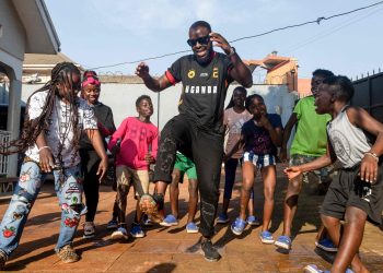 Eddy Kenzo es el primer nominado ugandés a un Grammy. Foto: AFP