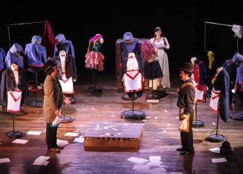 el-himnovador_teatro.jpg
