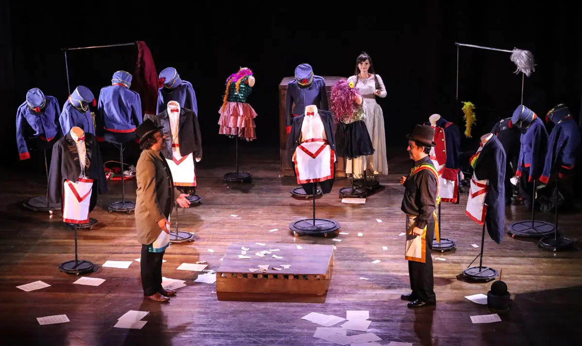 el-himnovador_teatro.jpg