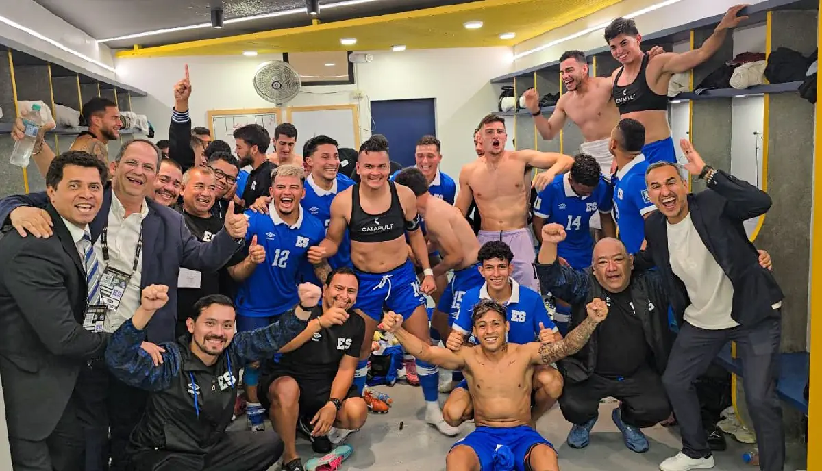 El Salvador inicia líder la fase final de eliminatorias de Concacaf