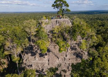 Vista de la pirámide de La Danta en el sitio arqueológico de El Mirador en San Andrés, Guatemala, el 17 de enero de