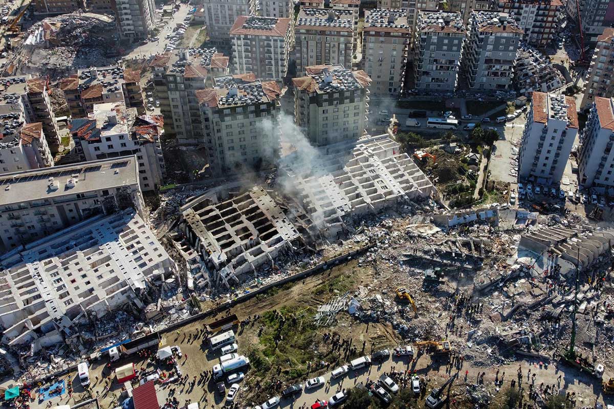 estragos_tras_terremoto_en_turquia