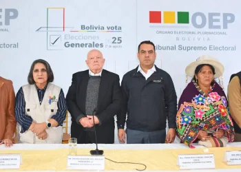 Bolivia se encamina a la segunda vuelta electoral tras una jornada pacífica y con alta participación ciudadana.