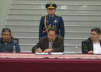 Gobierno impulsa impuesto alternativo para pequeñas empresas