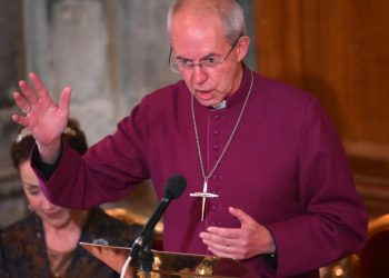 Justin Welby, arzobispo de Canterbury, habla durante una ceremonia el 28 de noviembre de 2022 en Londres. Foto: AFP.