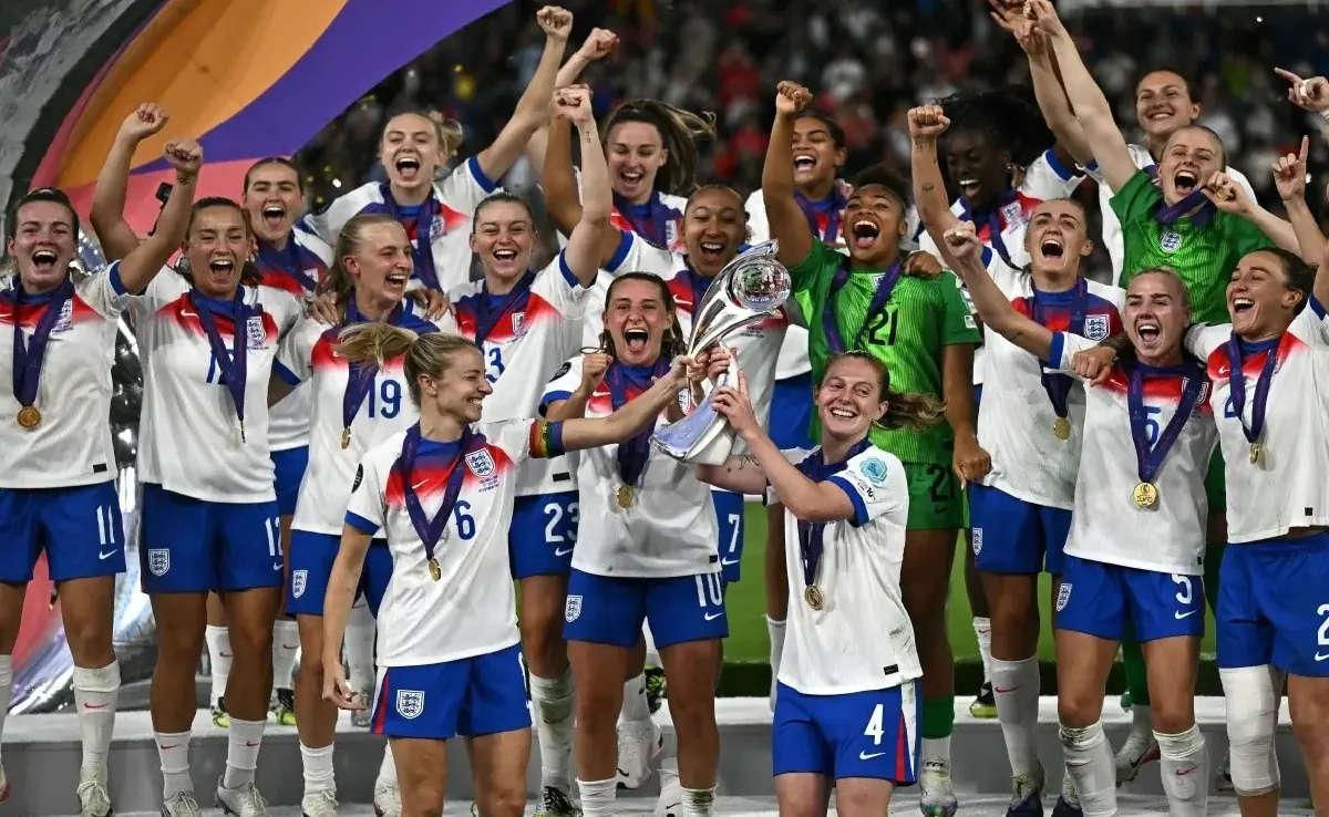 ‘Siguiente tarea: el Mundial 2027’, dice el rey Carlos III