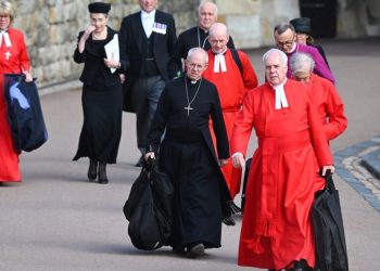 los obispos de la Iglesia de Inglaterra pedirán disculpas esta semana a las personas LGTB+
