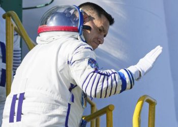 El regreso de un astronauta y dos cosmonautas varados en la Estación Espacial Internacional (ISS) debido a un problema técnico está previsto para septiembre. Foto: AFP.