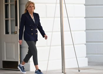 Jill Biden, de 71 años, se centrará en el hambre en el Cuerno de África y el empoderamiento de las mujeres y los jóvenes. Foto: AFP.