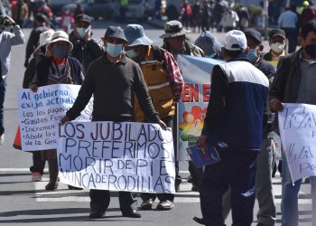 Jubilados rechazan una administradora de pensiones mixta por inconstitucional