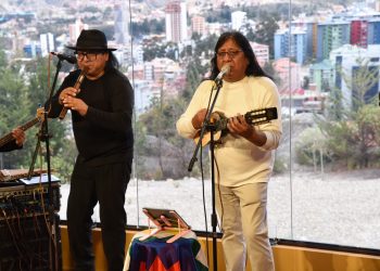 Los integrantes de Kala Marka, en su visita a La Razón.