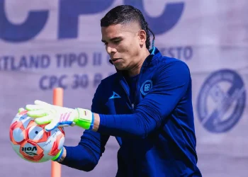 Kevin Mier abolla su fama con graves errores en México