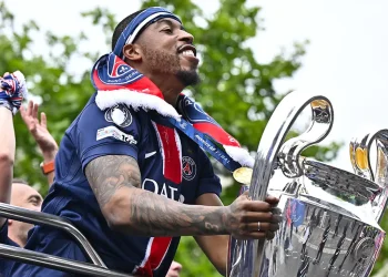 Kimpembe deja el PSG tras 20 años y ficha por el Qatar SC