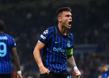 Lautaro hace historia y Julián lidera goleada del Atlético