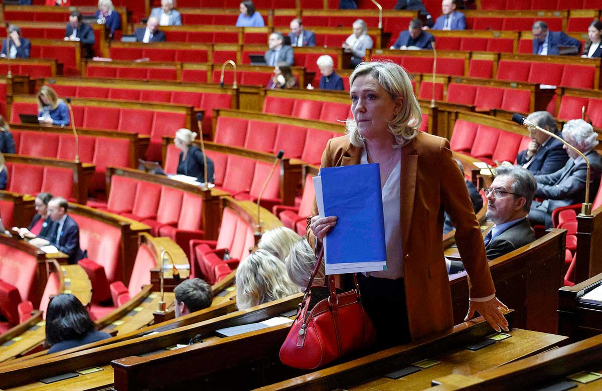 le_pen_oposicion_francia.jpg