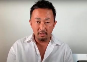 El legislador Youtuber Yoshikazu Higashitani es conocido por su perfil en línea GaaSyy. Foto: AFP