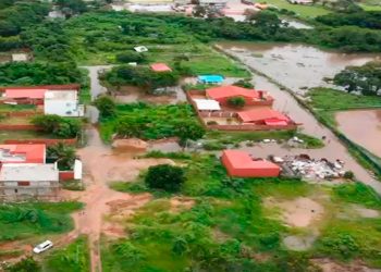 inundaciones en Warnes.