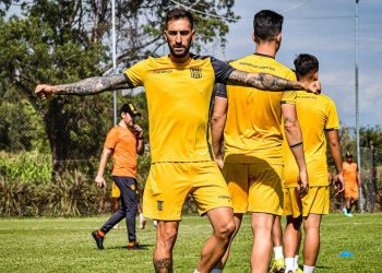 luciano_ursino_jugador_the_strongest.jpg