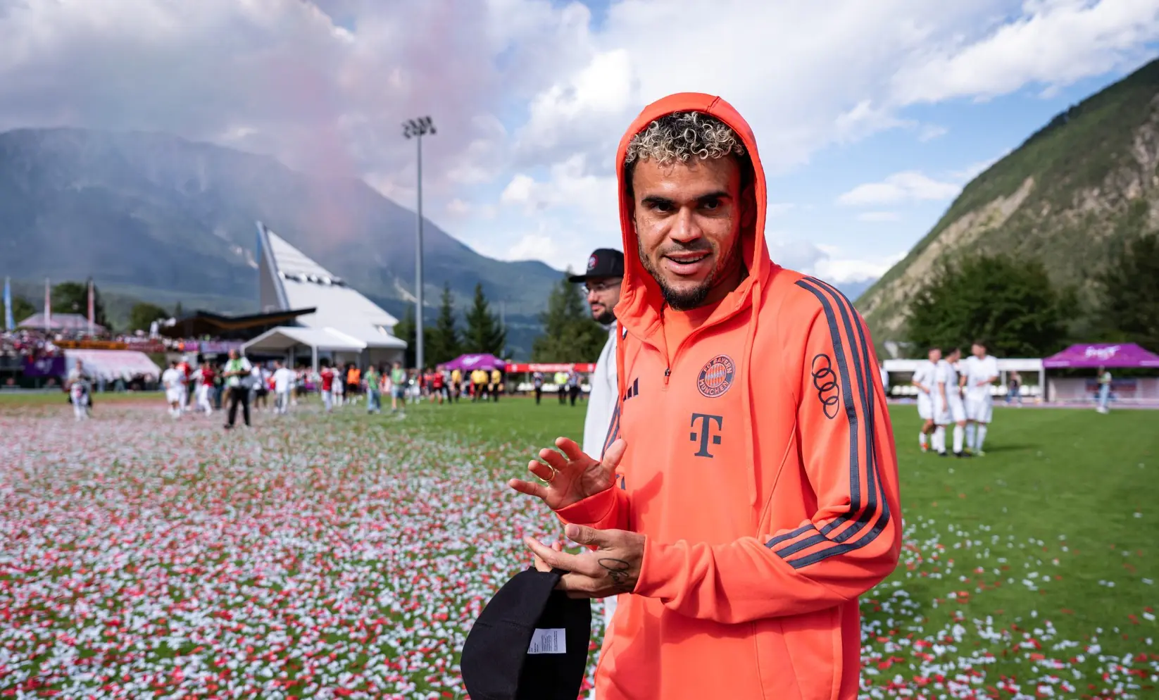 Luis Díaz marca en la Bundesliga y Nico Paz lidera triunfo del Como