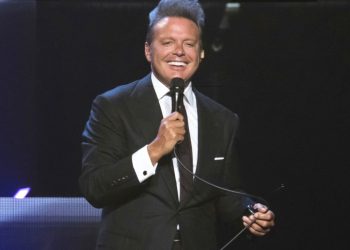 Luis Miguel se presenta en concierto el sábado 9 de junio de 2018 en Nueva York. Foto: AFP.