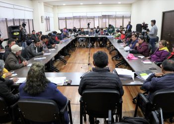 El martes, Pary convocó a los maestros a una mesa de diálogo en las instalaciones del Ministerio de Educación. Foto: Ministerio de Educación
