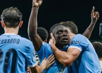 El City y el Barça sudan pero cumplen en su estreno en Champions