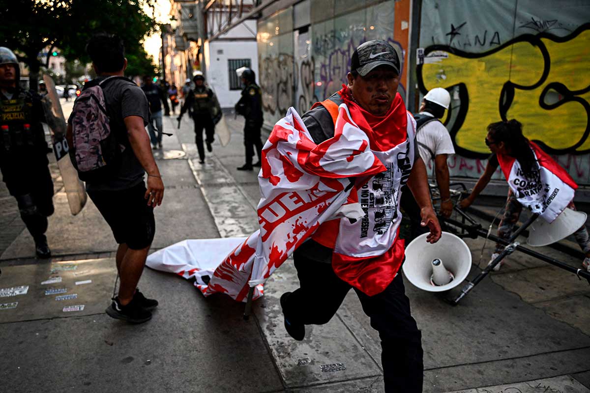 manifestante_en_lima.jpg
