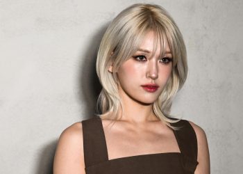 Jeon Somi o Somi, es una cantautora, bailarina y modelo. Foto: AFP.