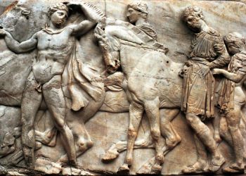 Entre 1801 y 1805 Lord Elgin arrancó metopas, el friso interior del Partenón y se llevó a Inglaterra diversas estatuas. Foto: AFP.